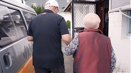 以爱相佐 作伙呷饭｜伊甸基金会