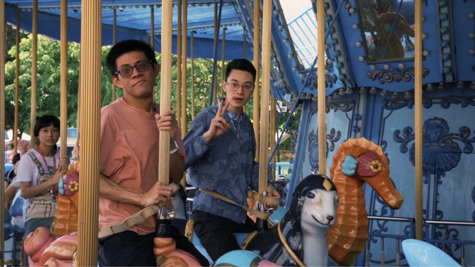 自从来到家园后，永和感受到家的温暖，将家园住民当作家人一般照顾与关怀，他们也时常一起出去玩，创造美好回忆。