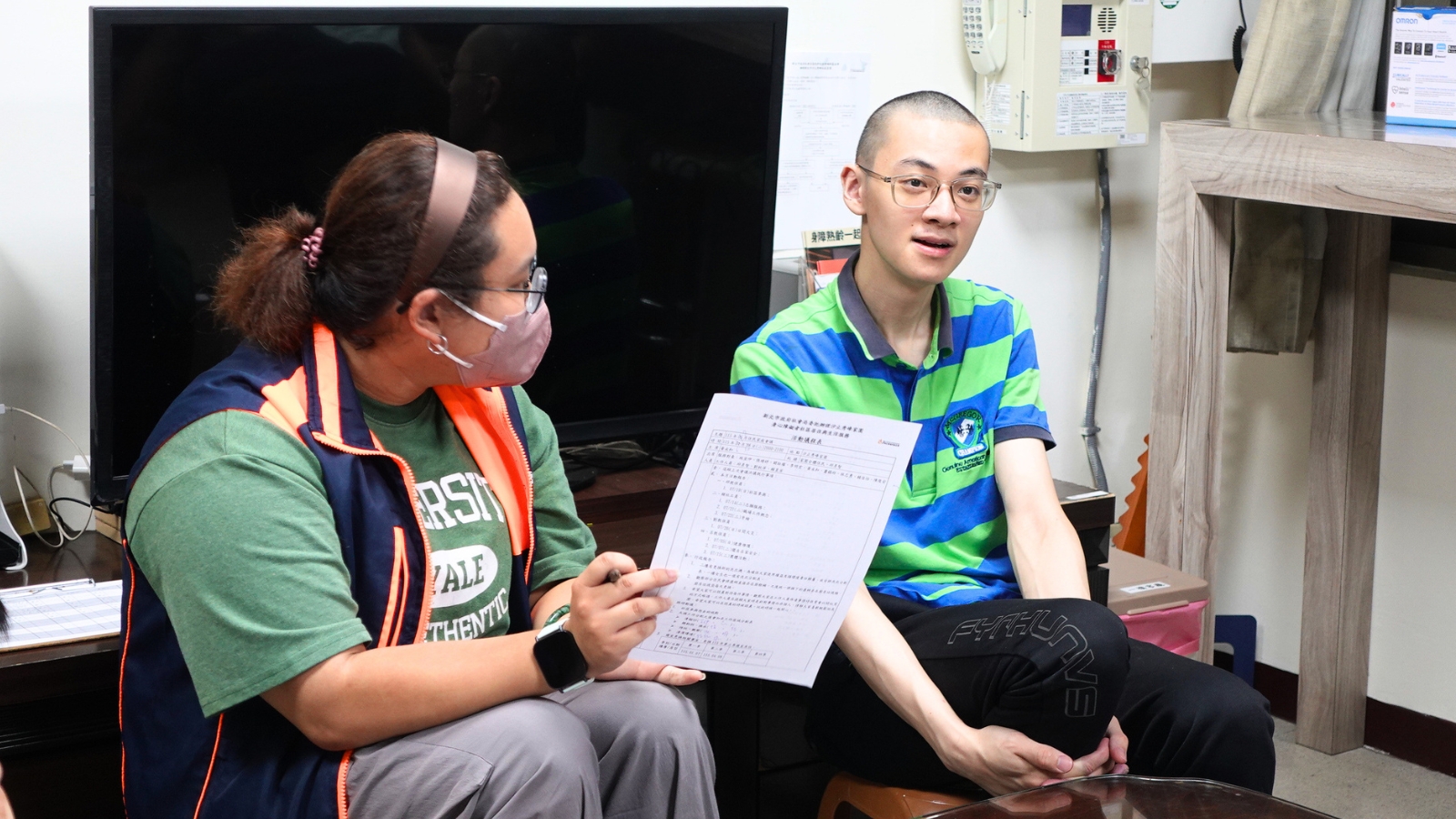 永和刚到家园，因沉浸在与寄养家庭离别的情绪中，不愿与人交互。幸好，在伊甸专业团队的陪伴关怀下，让他渐渐打开心房。
