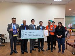 东海扶轮社捐赠体适能设备 助长者延缓老化