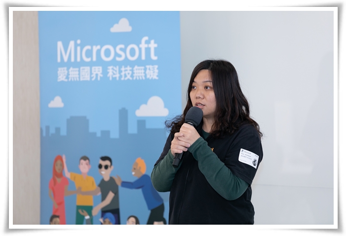 伊甸基金会视障服务处主任周玉玲感谢台湾微软给予技术与师资上的支援与协助。