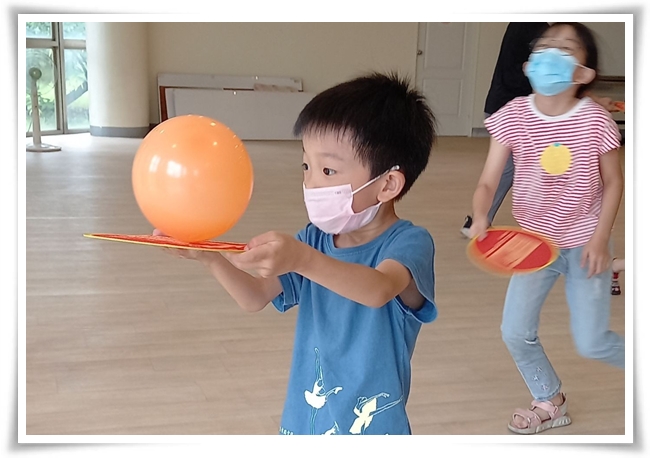 利用气球增进孩子游戏的乐趣