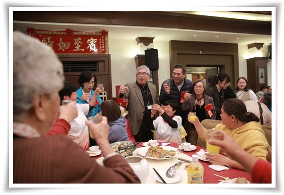 伊甸基金会董事长陈宇昭祝福大家与金门县政府社会处祝福大家平安健康