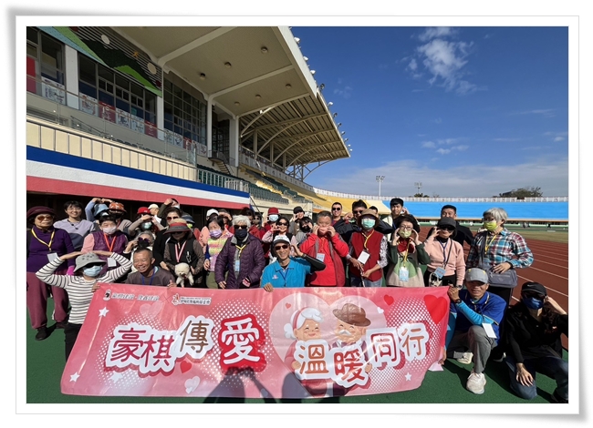伊甸银发团全员成功完成3K迷你路跑赛，留下难忘的荣耀时刻