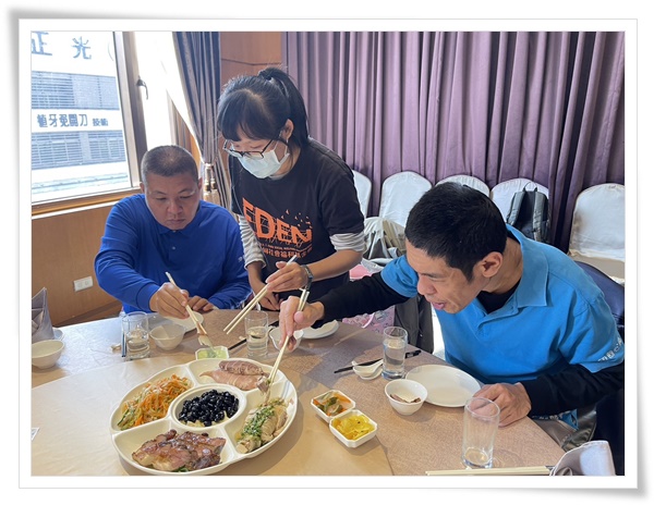 台湾康宁以行动力挺伊甸，与台南心园小作所一起爱围炉