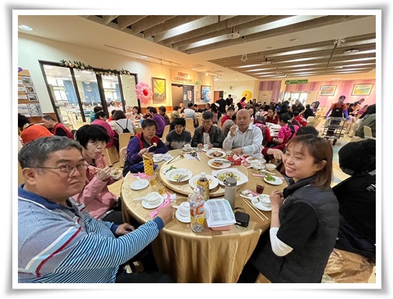 伊甸基金会在燕巢家园举办爱围炉