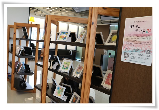 伊甸所承接的桃园市第二区早疗发展服务中心，也将展出27件由早期疗育家庭亲子共创的粉彩画作。