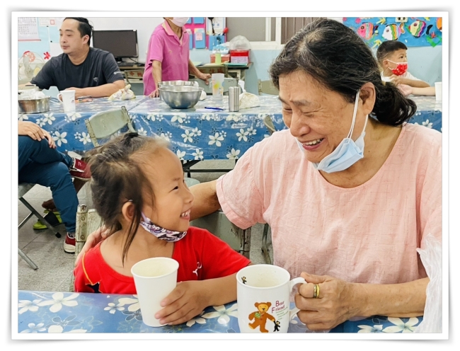 慢飛天使小安接受早療服務後，現在已經具有同齡認知能力，整體發展進步許多