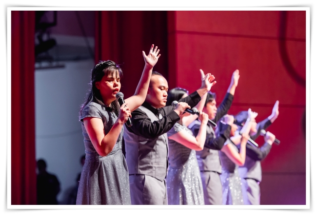 視障者的歌聲,感動現場觀眾,讓人意猶未盡