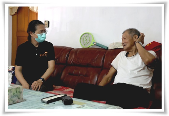 宜蘭教養院社工至淑如養父家中訪視，屋內乾淨整潔，連淑如鮮少過夜的房間，都打理得整整齊齊。