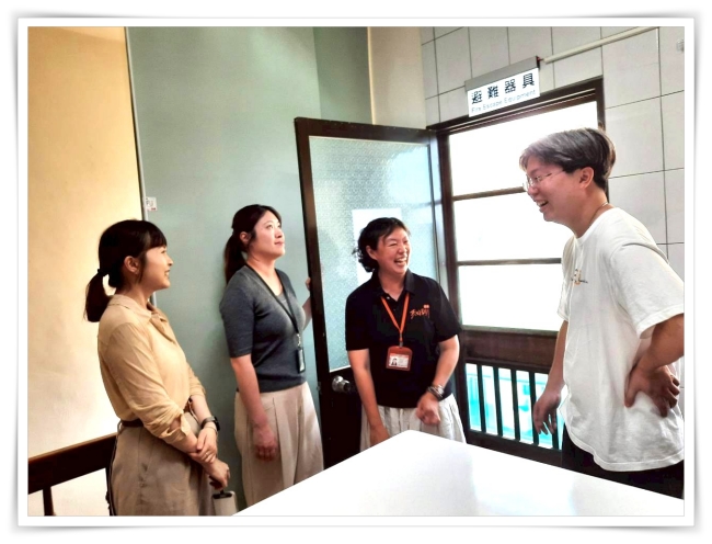 伊甸向富宇基金會介紹修繕完的早療據點