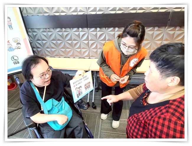 由編譯小組成員擔任關主，小作所學員來闖關