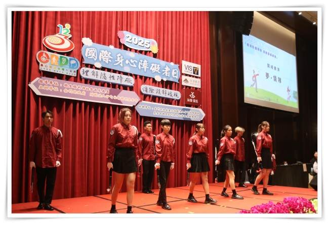 金門大學儀隊用精采演出,為活動揭開序幕