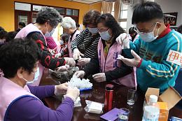 【影音新闻】身障住民领头志工动手做 宜兰教养院推出有机香草茶包
