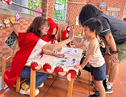 伊甸「童话狂欢节」登场  联合社区筛检找出慢飞天使