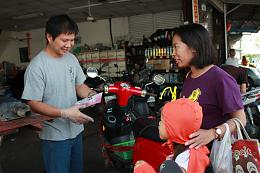 复活节传爱  林园慢飞天使勇敢说爱