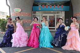 苦熬半世纪！ 童养媳欢喜「穿婚纱」圆梦