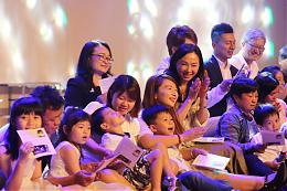 以爱为名 万芳为慢飞天使献声