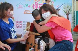 岁末感恩 木棉扶轮社十年传爱不间断