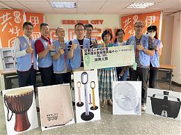 台北市东欣扶轮社送爱伊甸基隆  关怀长辈拥老无惧