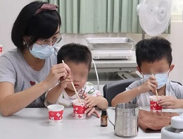 伊甸携手鸟松图书馆 亲子同乐齐步走