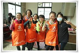 天冷心不冷 伊甸日照所冬季市集温暖你的心