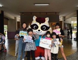 捐发票传递爱 翰您一起送温暖