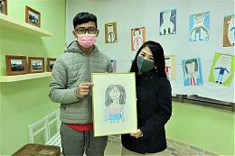 伊甸幸福日照座谈会分享「照」撇步  重度自闭儿手绘妈妈画像展现天赋表心意