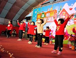 小蠹虫亲子馆陪伴宝贝健康快乐成长 圣诞派对嗨翻