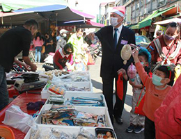 扶轮传爱 慢飞天使旗山老街报佳音