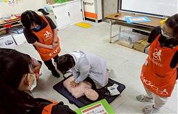 世联仓运文教基金会捐赠七组成人半身CPR模型 提升伊甸急救能力