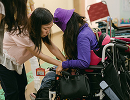 因妈妈成为伊甸职能治疗师 每年与数千名需求者共造美好生活