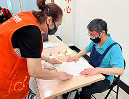 走出黑暗阴霾 新北市视障生活重建服务点亮新希望